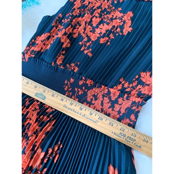 Nanette Lepore dress - Picture 3 of 8